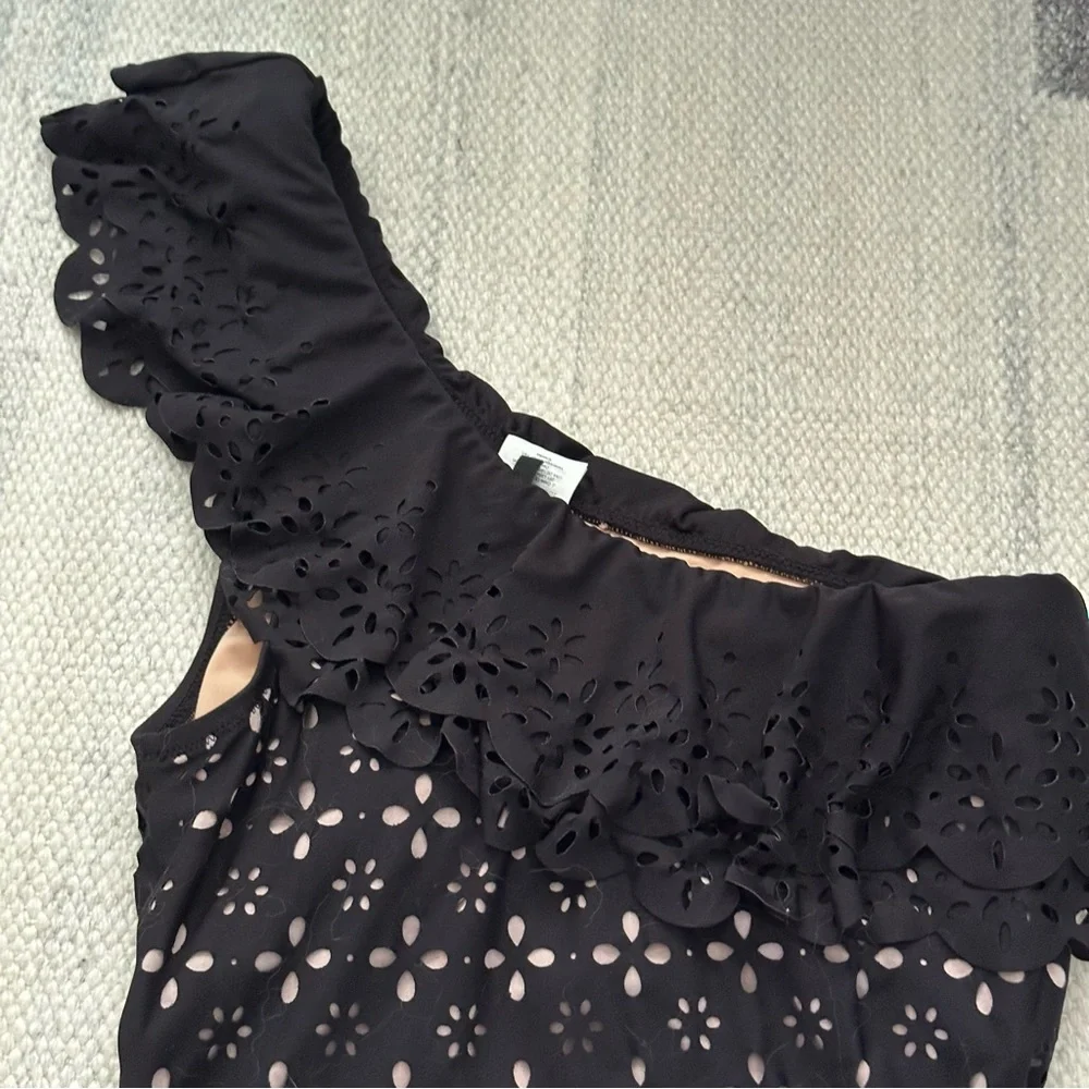 J Crew Scalloped Ruffle One Shoulder one-piece swimsuit ilaser-cut eyelet Black
